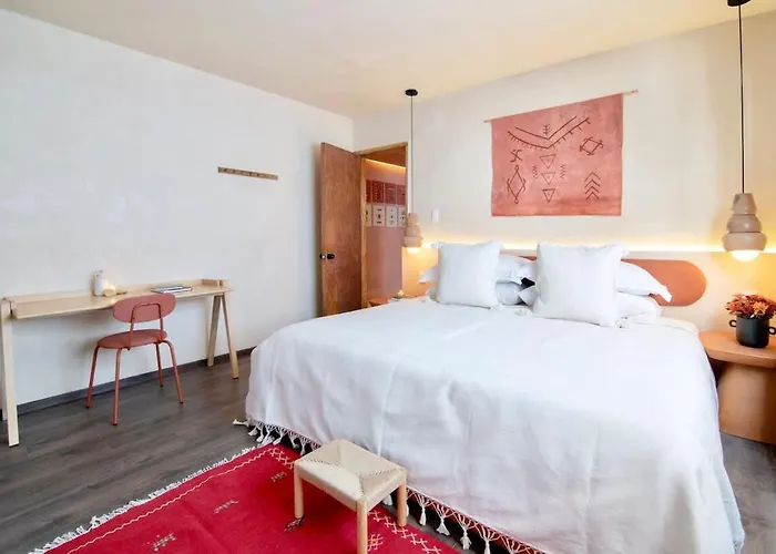 Combo Marrakesh House Kesh - Duplex, 2 Joint Houses.10br, 7.5 Bath, 22 Guest Holiday home Mexico City