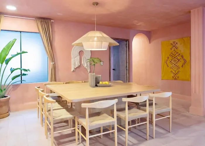 Combo Marrakesh House Kesh - Duplex, 2 Joint Houses.10br, 7.5 Bath, 22 Guest Holiday home