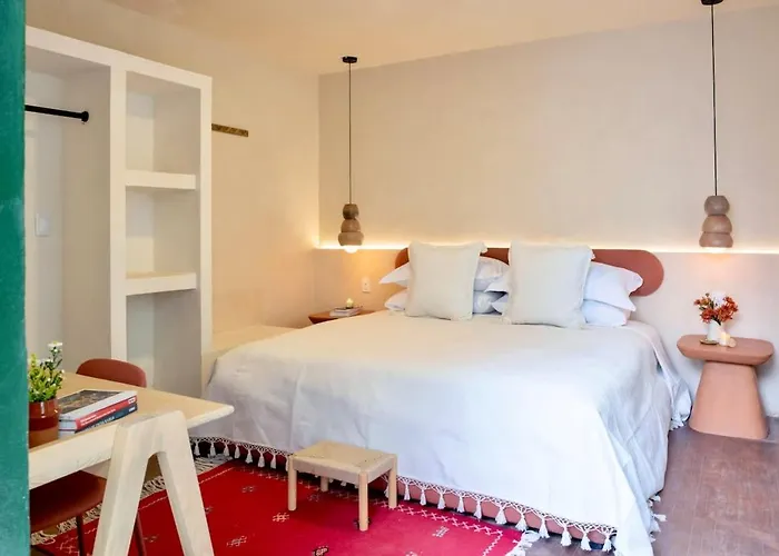 Combo Marrakesh House Kesh - Duplex, 2 Joint Houses.10br, 7.5 Bath, 22 Guest Mexico City