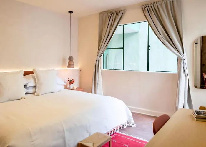 Combo Marrakesh House Kesh - Duplex, 2 Joint Houses.10br, 7.5 Bath, 22 Guest *