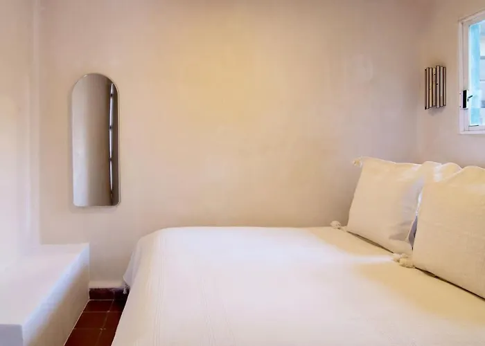 Combo Marrakesh House Kesh - Duplex, 2 Joint Houses.10br, 7.5 Bath, 22 Guest * Mexico City