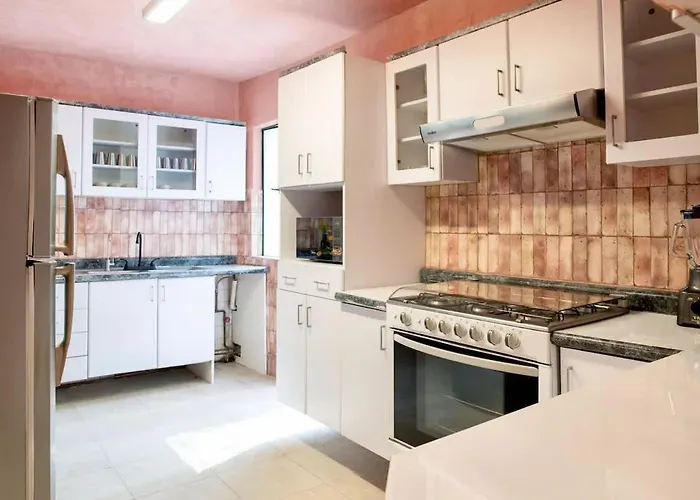 Holiday home Combo Marrakesh House Kesh - Duplex, 2 Joint Houses.10br, 7.5 Bath, 22 Guest Mexico City