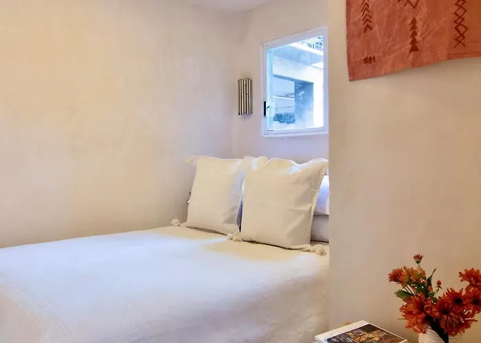Combo Marrakesh House Kesh - Duplex, 2 Joint Houses.10br, 7.5 Bath, 22 Guest Mexico City