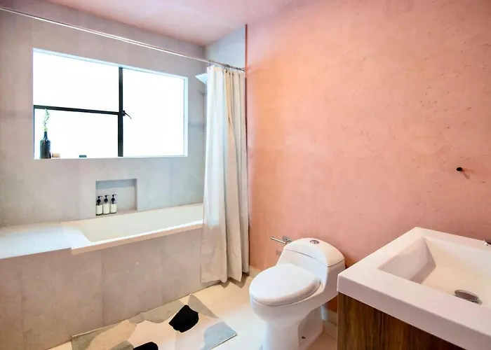Combo Marrakesh House Kesh - Duplex, 2 Joint Houses.10br, 7.5 Bath, 22 Guest Holiday home *