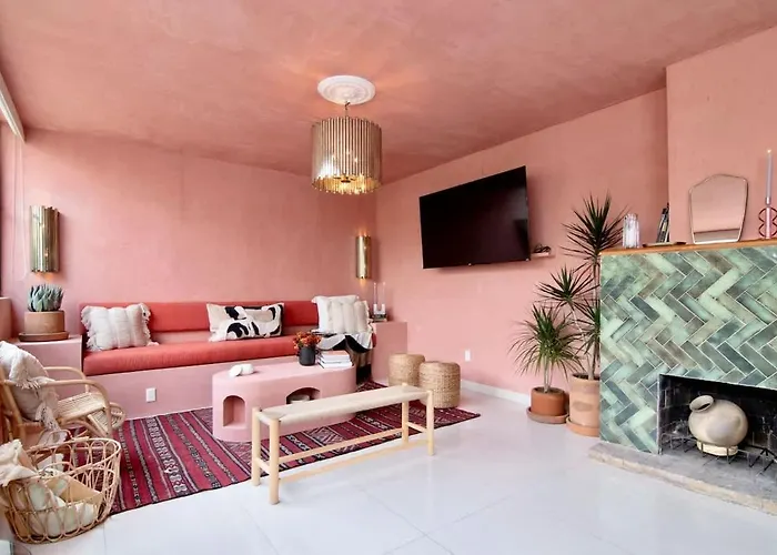 Combo Marrakesh House Kesh - Duplex, 2 Joint Houses.10br, 7.5 Bath, 22 Guest Mexico City